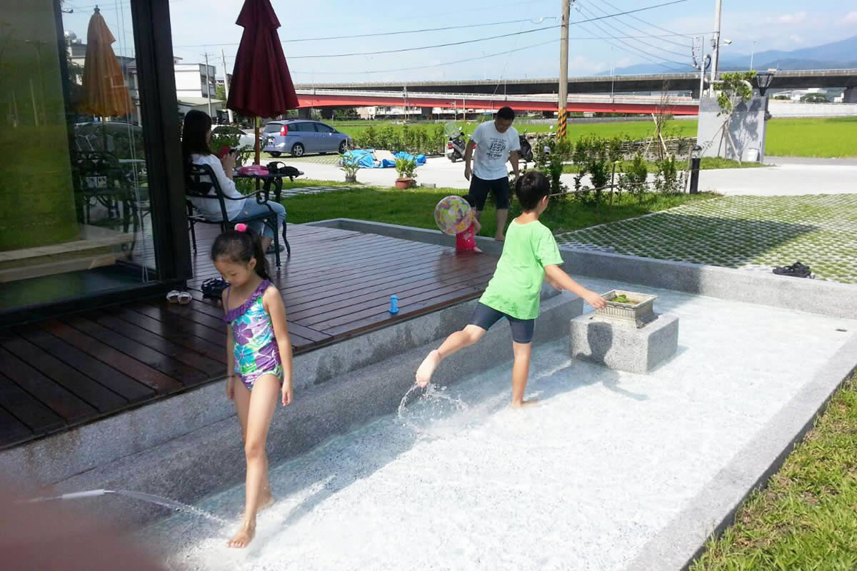 礁溪320民宿二龍館